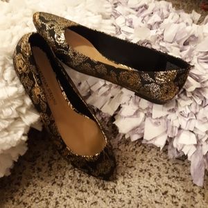 Point toe flats shoes